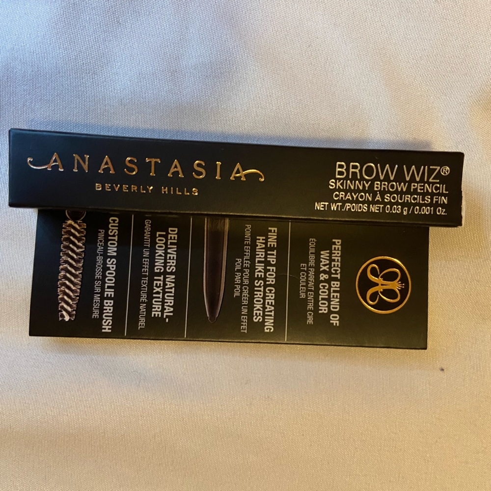 BRAND NEW ANASTASIA BROW PENCIL!